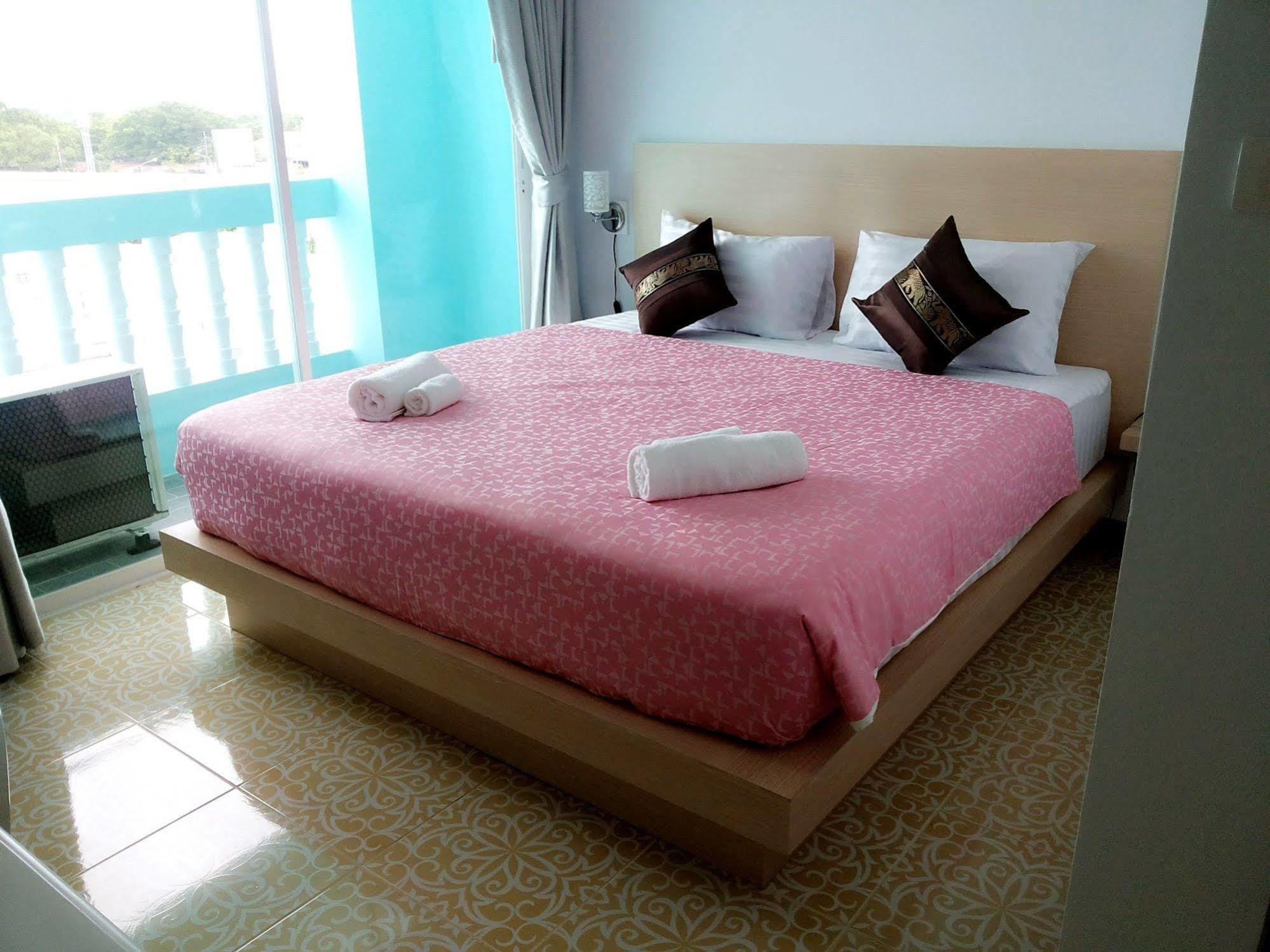The Duck Hotel Phuket Luaran gambar